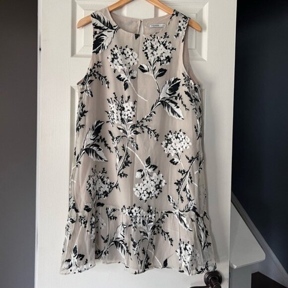 Moonbasa Dresses & Skirts - Moonbasa Beige Black Floral Sleeveless Shift Dress Boho Chic Large